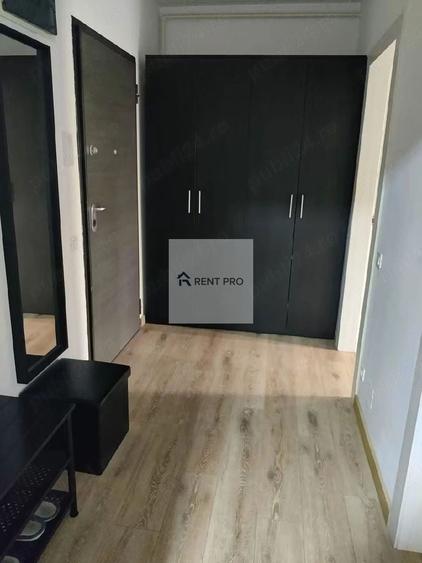 Garsonieră decomandată, mobilată în Politehnica