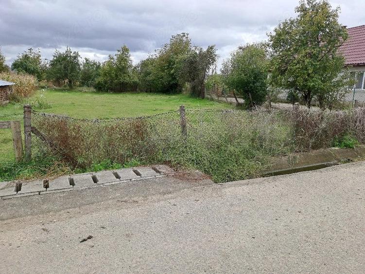 Casă cu 3 camere cu Teren 600 Mp în Mocod