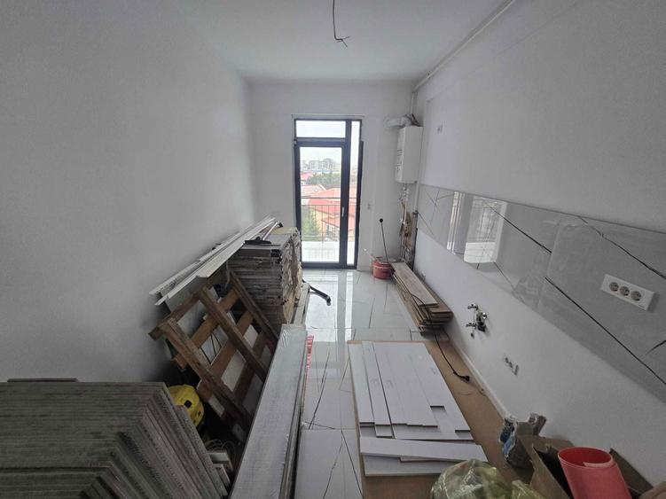 Apartament cu 2 camere semidecomandat în Central