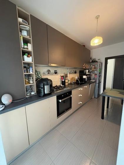 Apartament cu 3 camere decomandat, mobilat în Chiajna