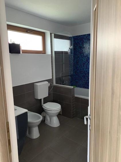 Casă cu 2 camere cu Teren 500 Mp în Florești