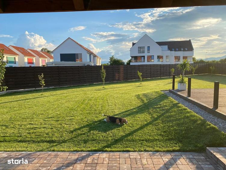 Casă cu 4 camere cu Teren 650 Mp în Centrul Istoric