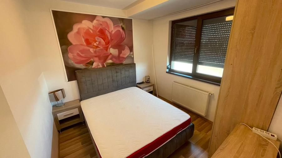 Apartament cu 2 camere decomandat în Drumul Taberei
