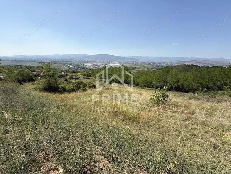 Teren de 571 mp, în Ciugud