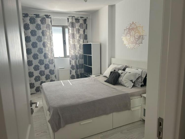 Apartament cu 2 camere decomandat în Obor