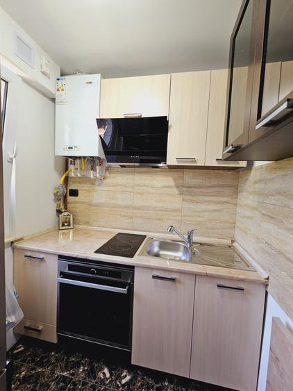 Apartament cu 2 camere semidecomandat în Micro 40