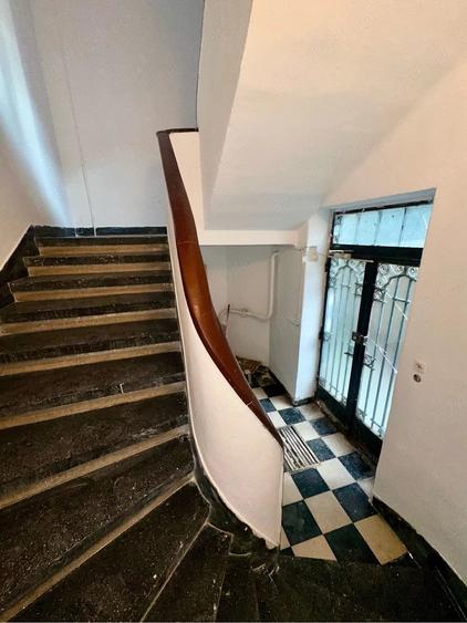 Apartament cu 4 camere decomandat în Grădina Icoanei