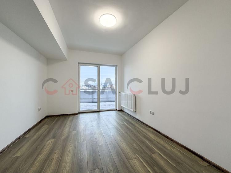Apartament cu 3 camere semidecomandat în Bună Ziua