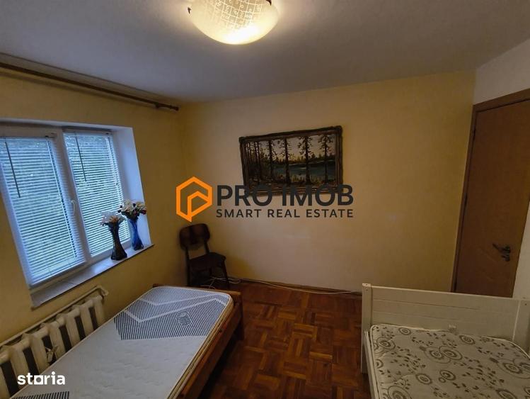 Apartament cu 3 camere semidecomandat în Central