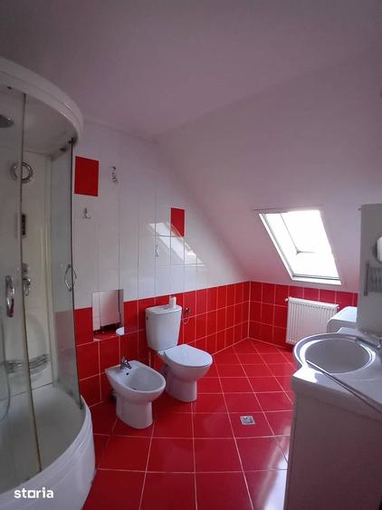 Casă cu 5 camere cu Teren 512 Mp în Mogoșoaia