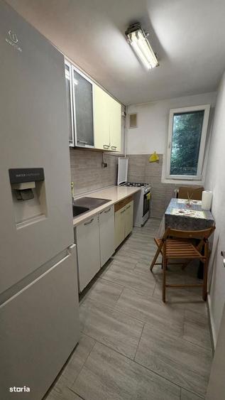 Apartament cu 3 camere decomandat în Dristor
