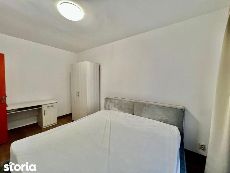 Apartament cu 2 camere semidecomandat, mobilat în Piața Unirii