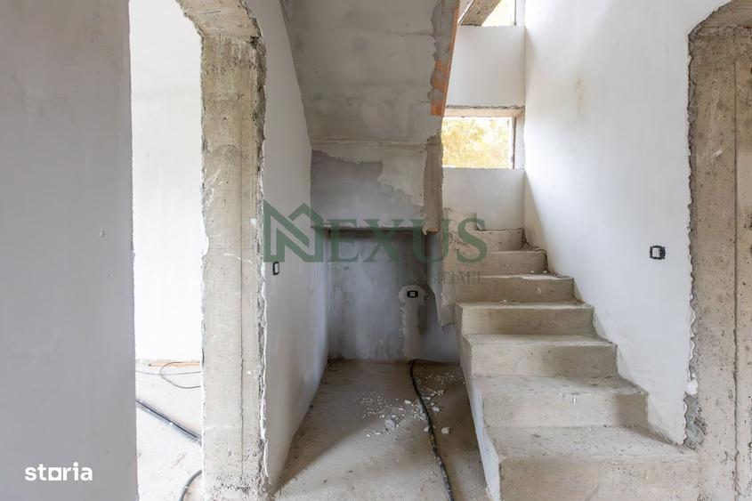 Casă cu 4 camere în Șerbănești