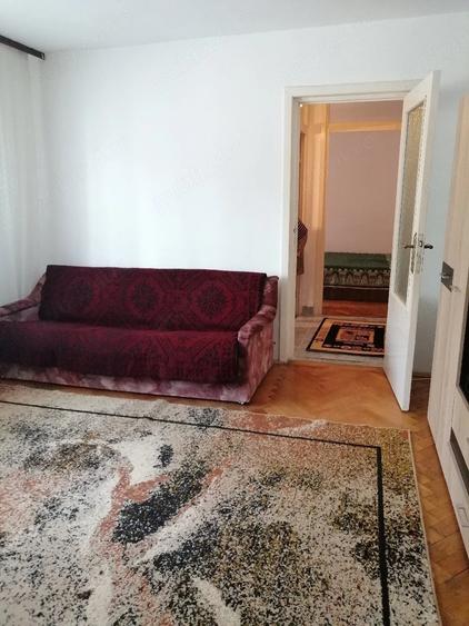Apartament cu 2 camere semidecomandat în Olimpia-Stadion