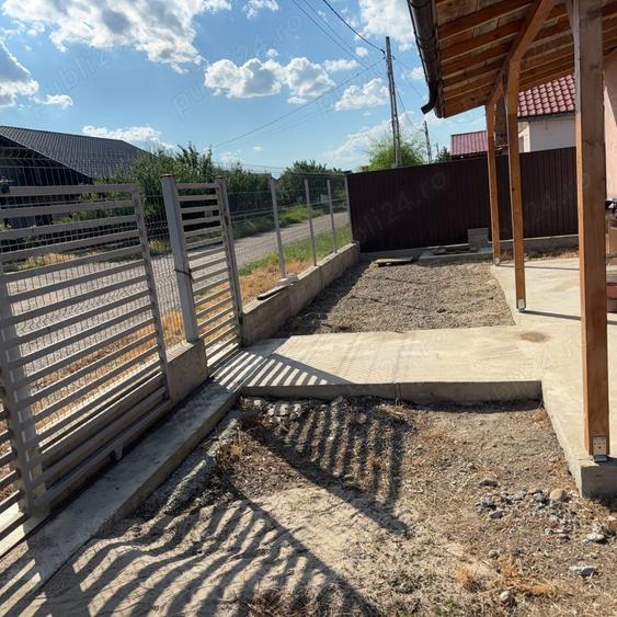 Casă cu 4 camere în Boțârlău