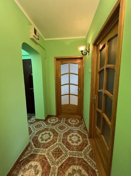 Apartament cu 2 camere decomandat în Obor