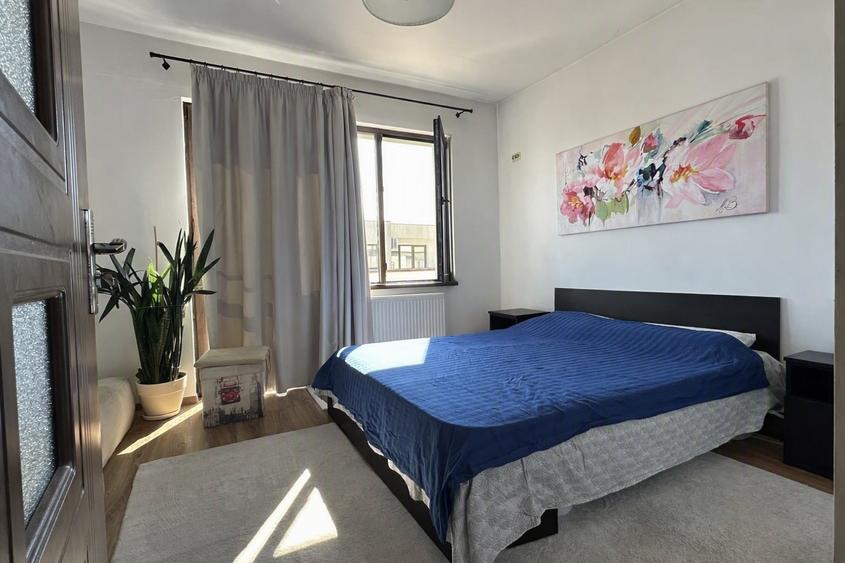 Apartament cu 3 camere în Metalurgiei