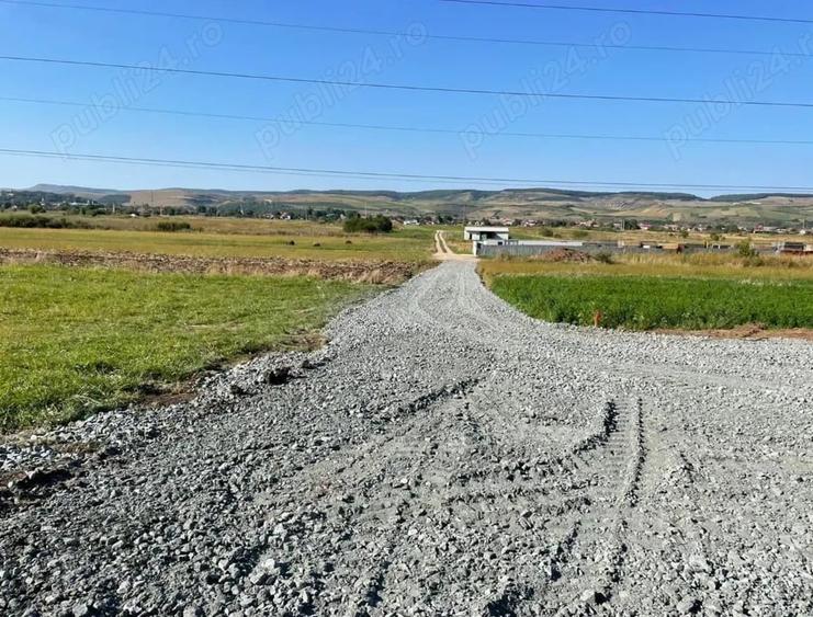 Teren de 4300 mp, în Gilău