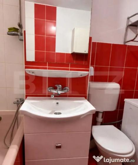 Apartament cu 3 camere decomandat în Sângeorgiu de Mureș