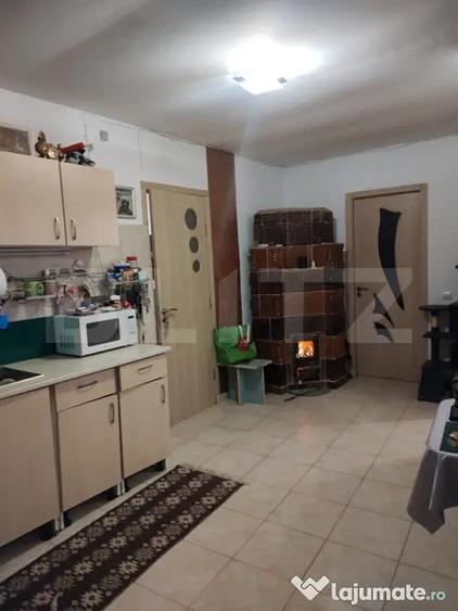 Casă cu 3 camere cu Teren 700 Mp în Central