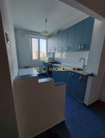 Apartament cu 2 camere semidecomandat, mobilat în Baba Novac