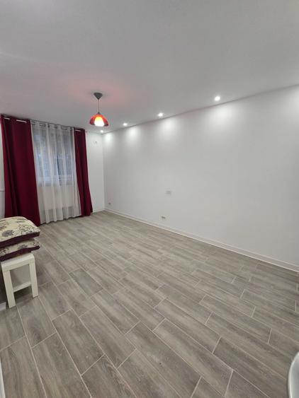Garsonieră decomandată în Floreasca