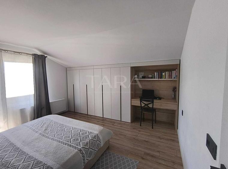 Apartament cu 4 camere decomandat, mobilat în Sânnicoară