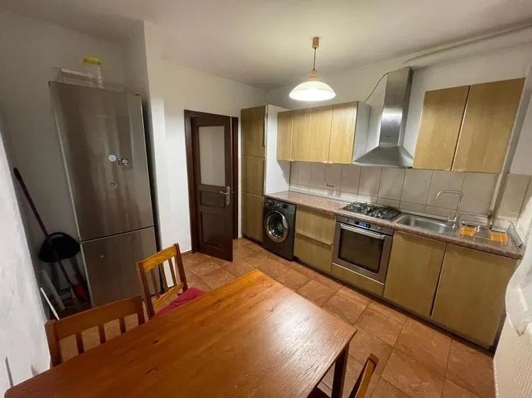 Apartament cu 2 camere decomandat în Tătărași