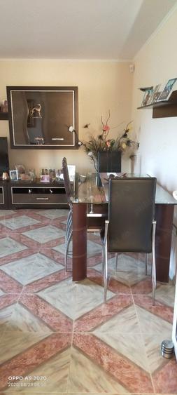 Casă cu 4 camere în Tecuci