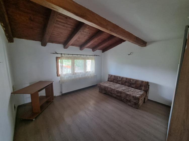 Apartament la casă cu curte proprie | 238 mp utili | 5 camere | Garaj - 2