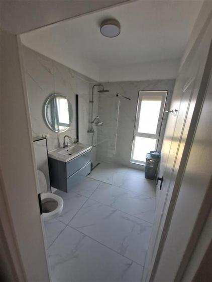 Apartament cu 3 camere decomandat în Moșnița Nouă