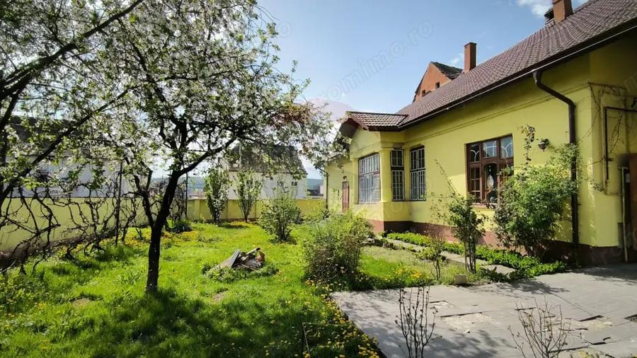 Casă cu 3 camere cu Teren 470 Mp în Dumbrăveni