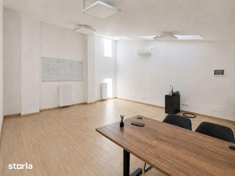 Spațiu comercial, de 45 mp, în P-ța Unirii