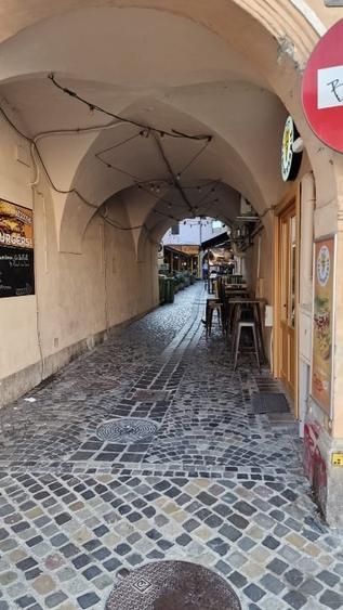 Spațiu comercial, de 65 mp, în Centrul Istoric