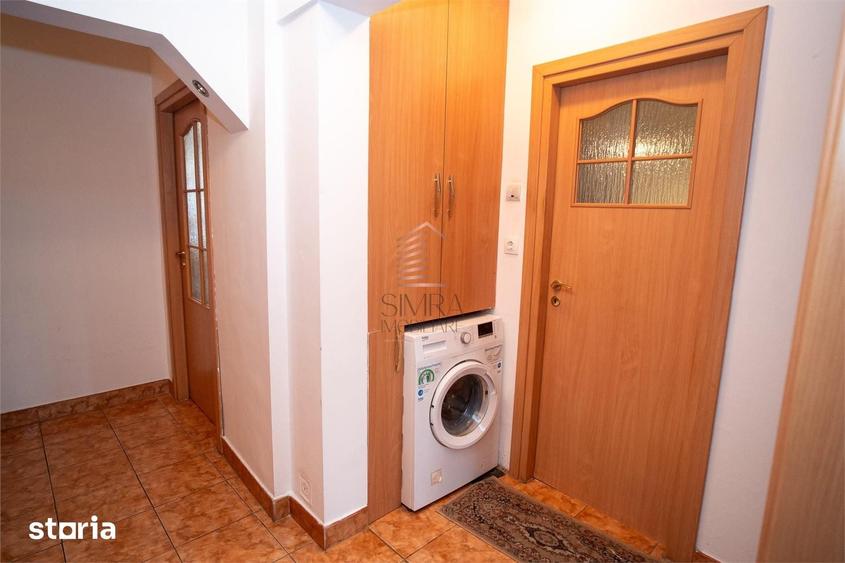 Apartament cu 3 camere decomandat în Decebal