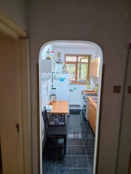 Apartament cu 2 camere semidecomandat, mobilat în Berceni
