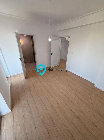 Duplex cu 5 camere cu Canalizare în Central
