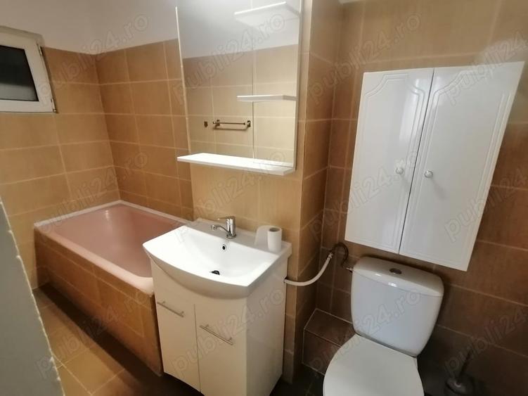 Apartament cu 2 camere decomandat în Traian
