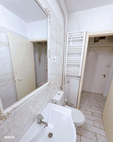 Garsonieră, mobilată în Sala Palatului
