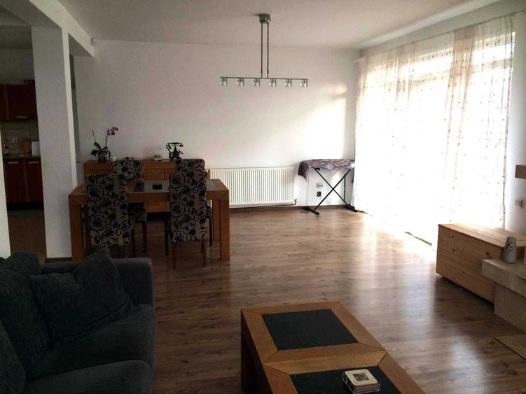 Casă cu 4 camere în Gilău