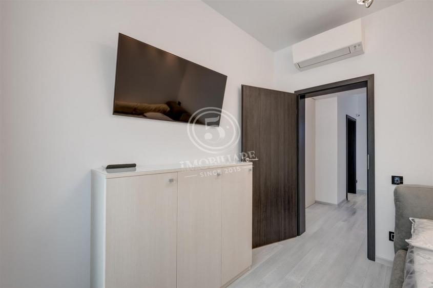 Apartament cu 3 camere decomandat, mobilat în Aviatorilor