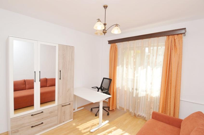 Apartament cu 3 camere decomandat în Iancului