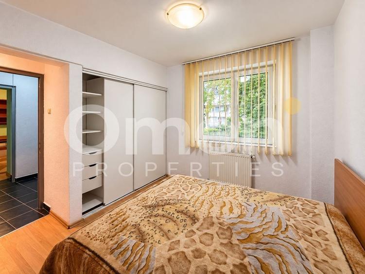 Apartament cu 3 camere decomandat, mobilat în Central