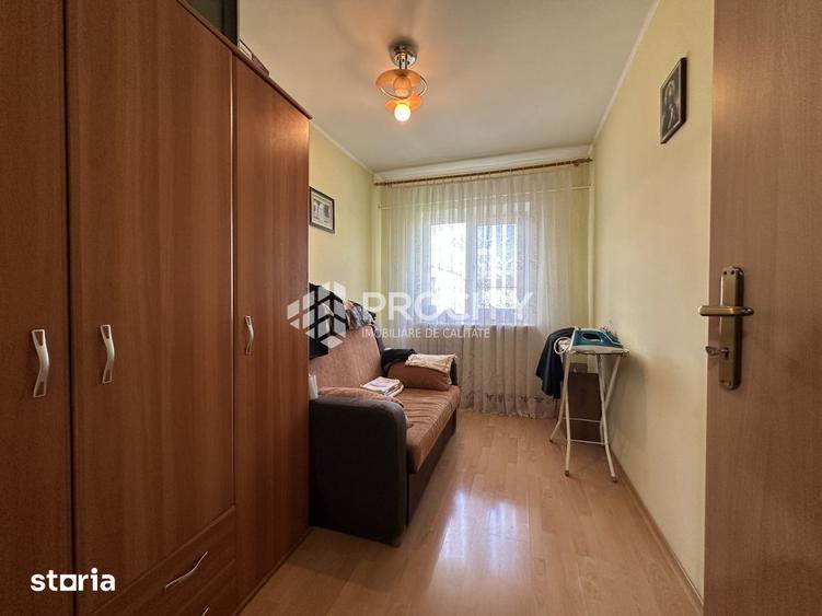 Apartament cu 3 camere decomandat în Canta