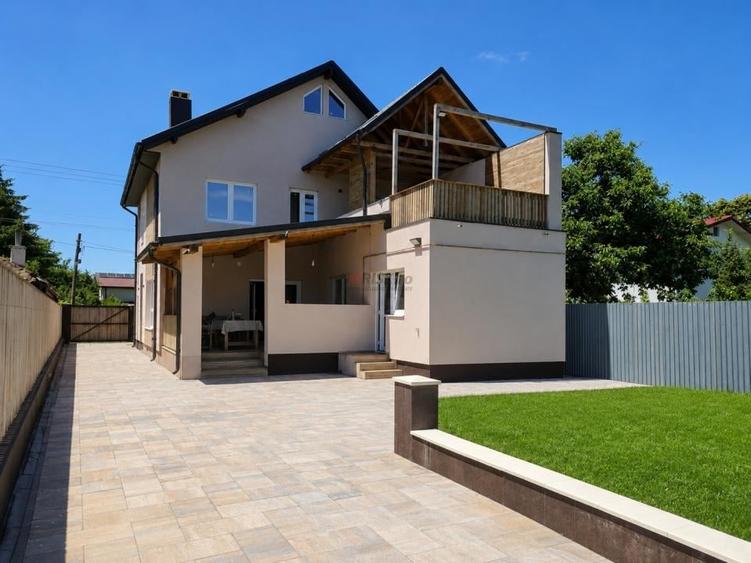 Casă cu 5 camere cu Teren 1250 Mp în Izvorani