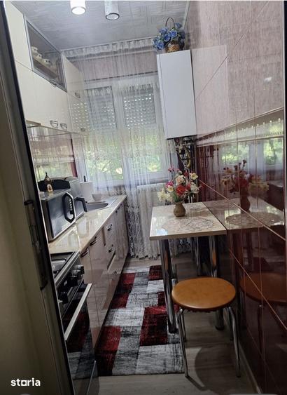 Apartament cu 2 camere semidecomandat în Vest