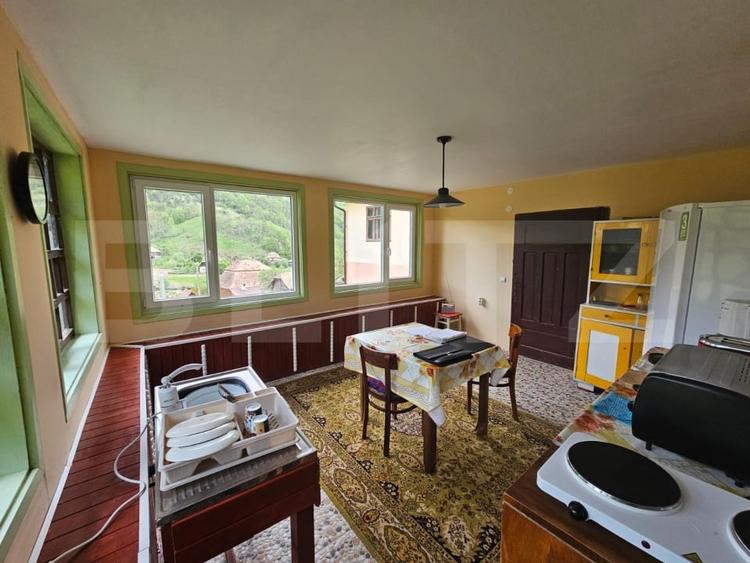 Casă individuală cu 5 camere cu Teren 4400 Mp în Ocoliș
