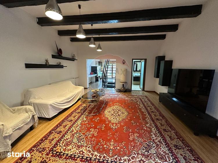Casă cu 4 camere cu Teren 150 Mp în Central