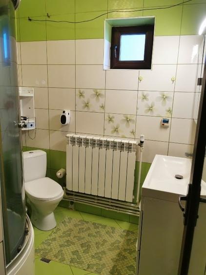 Casă individuală cu 3 camere cu Canalizare în Central