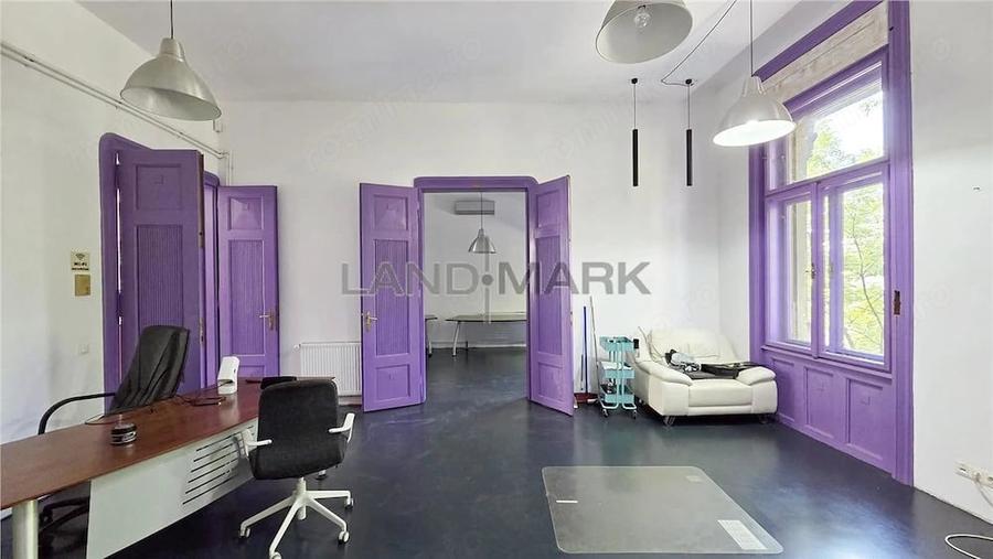 Apartament cu 4 camere în Central